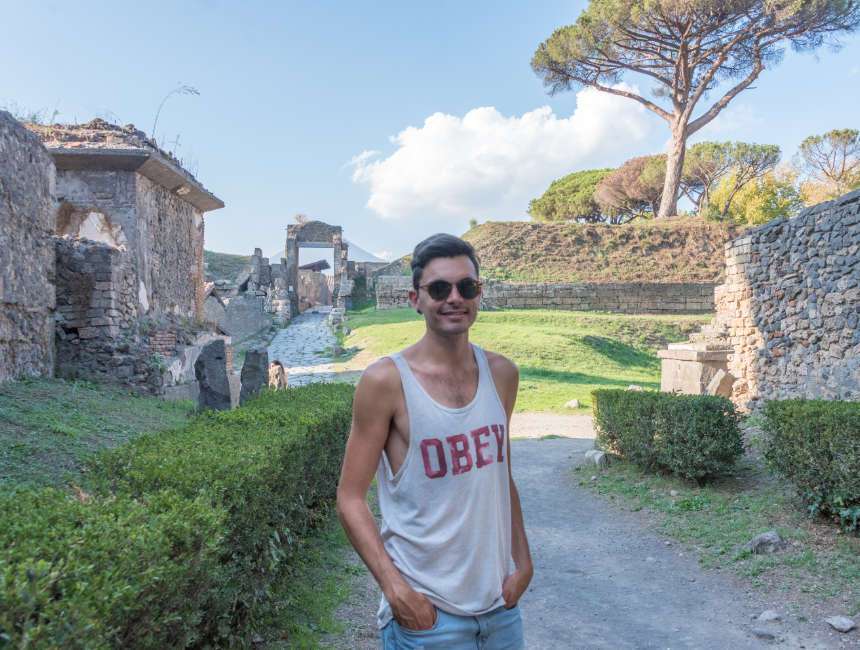 Sam Naples italy Checkoutsam