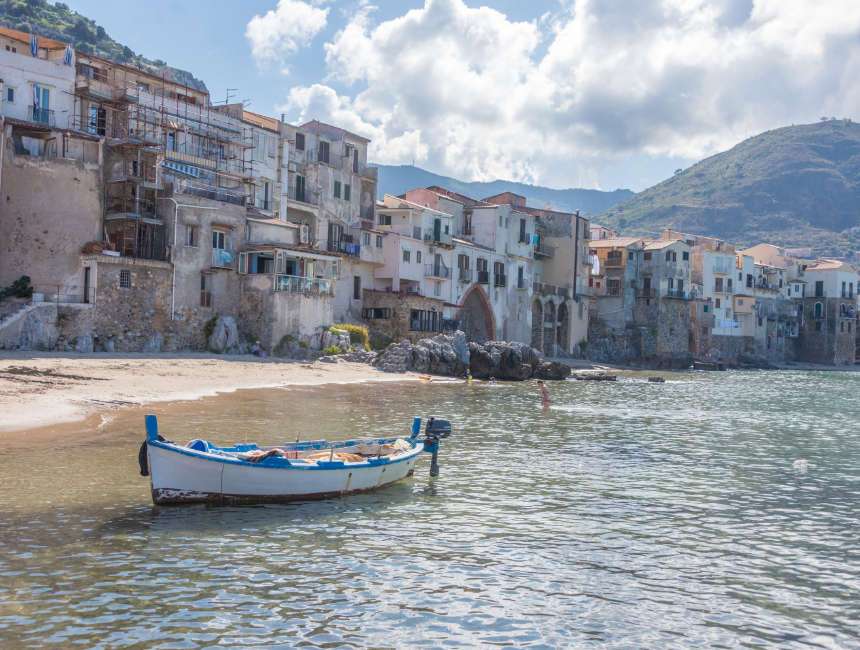 sights in sicily cefalu