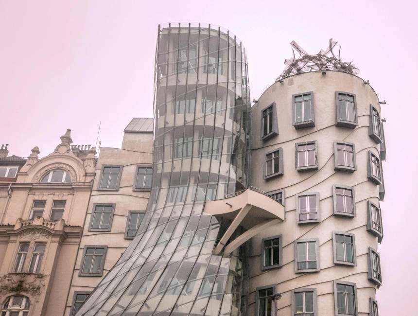 dancing house prague