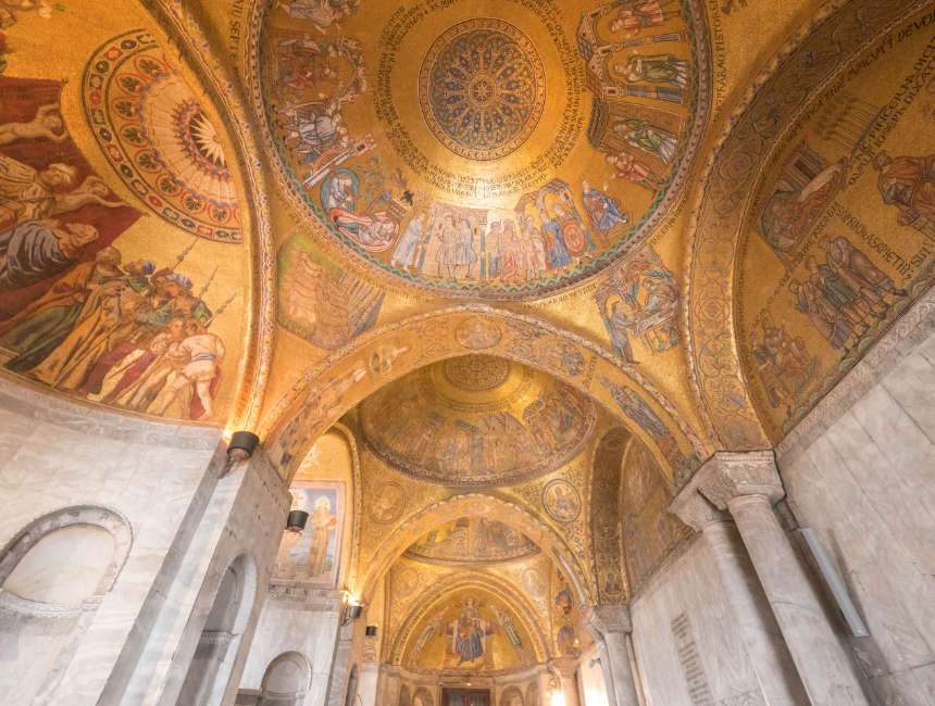saint mark's basilica interior inside