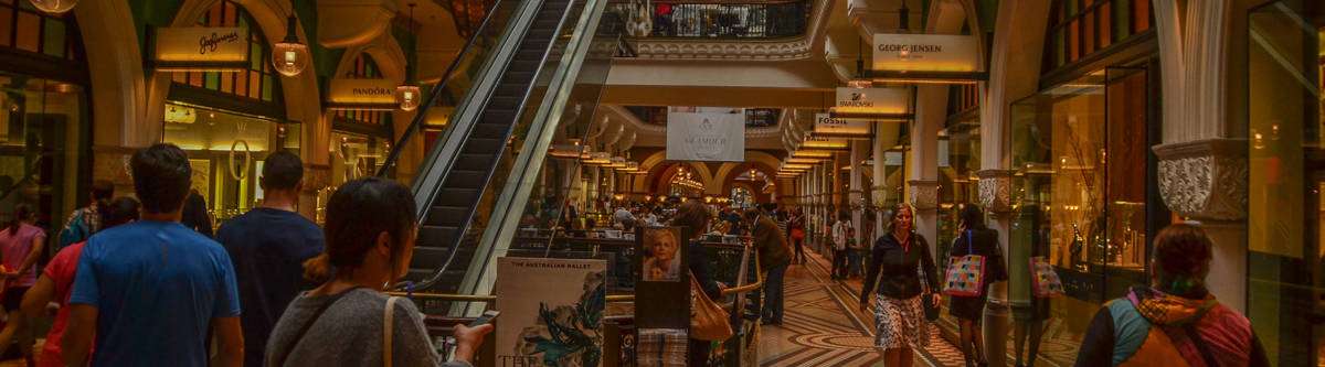 Queen Victoria Mall.
